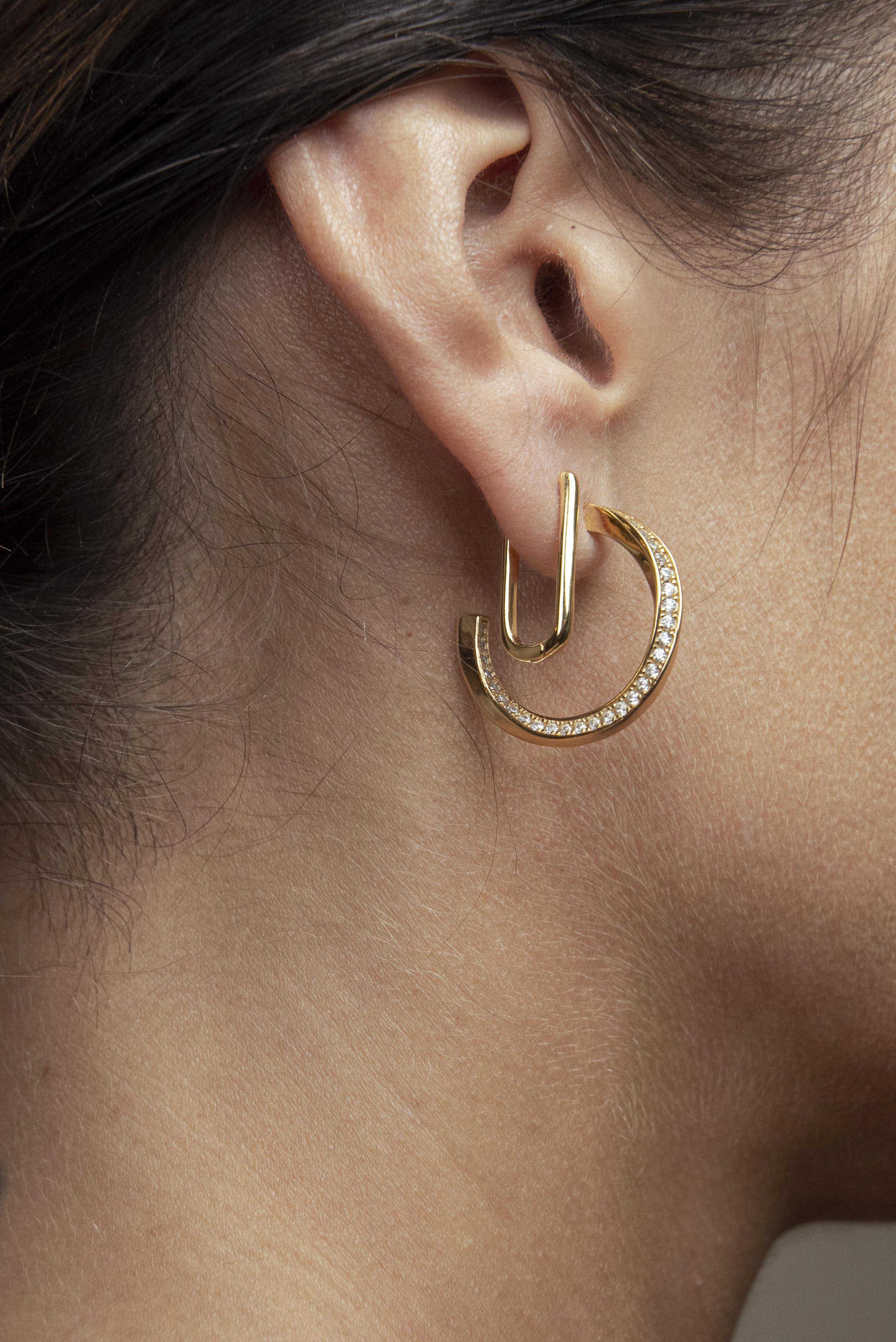 Wavy Hoops