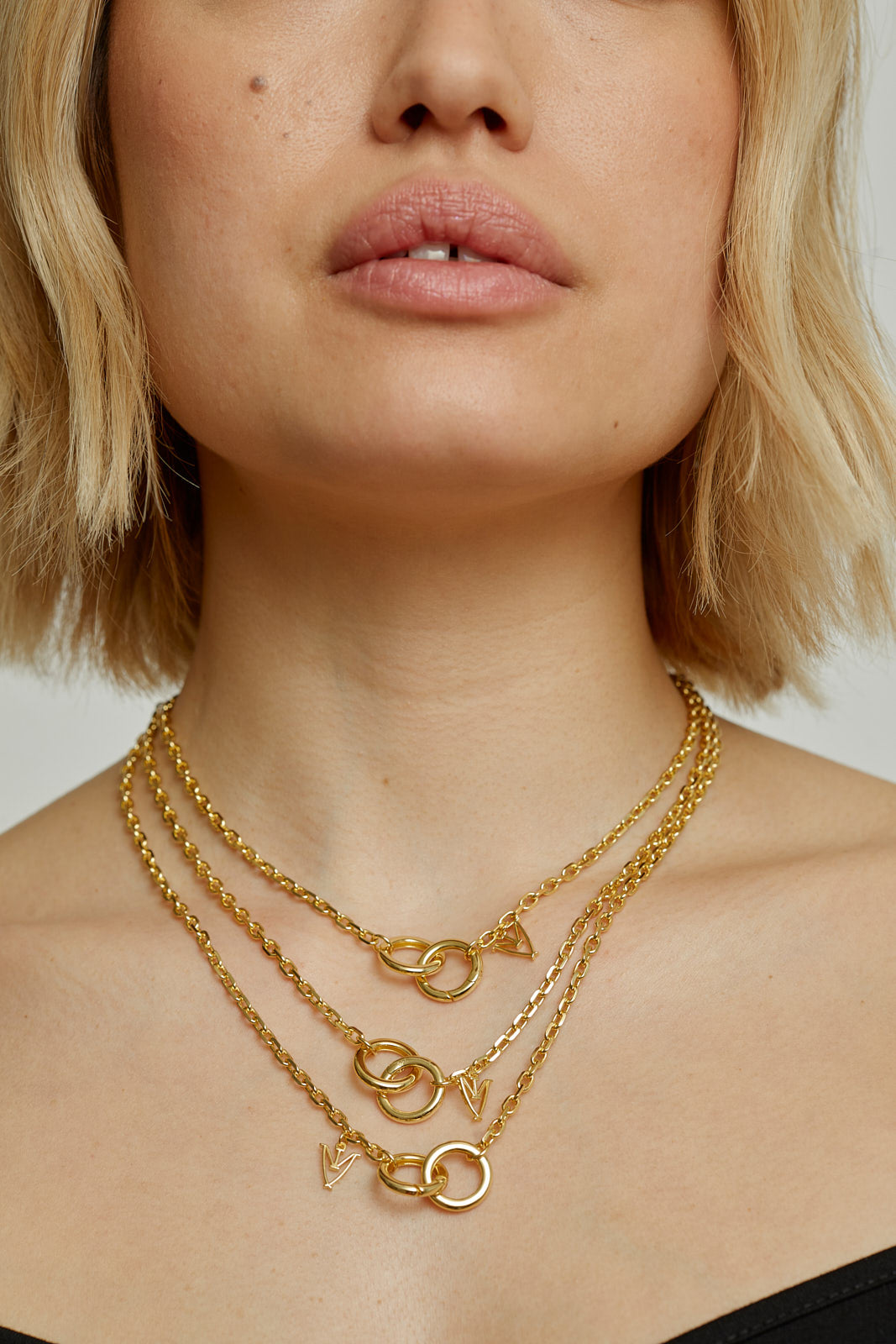 TWIN CHAIN