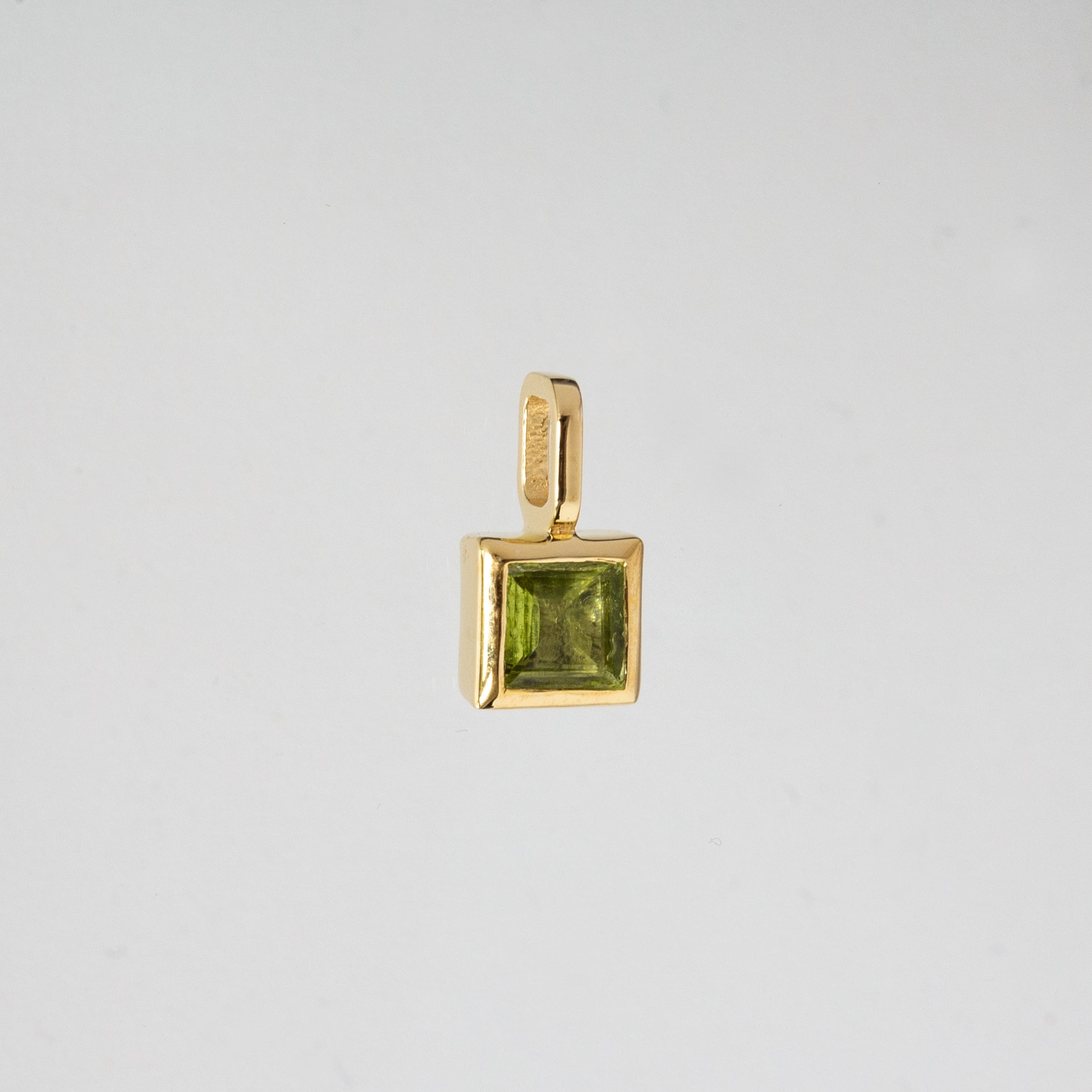 Anima Peridot Square